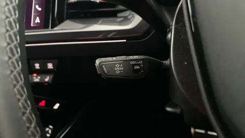 AUDI Q4 150kW 40 82kWh S Line Auto