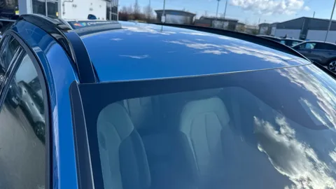 VOLVO XC40 1.5 T4 Recharge PHEV Plus Dark Auto