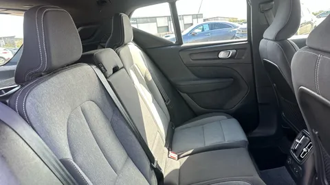 VOLVO XC40 1.5 T4 Recharge PHEV Plus Dark Auto