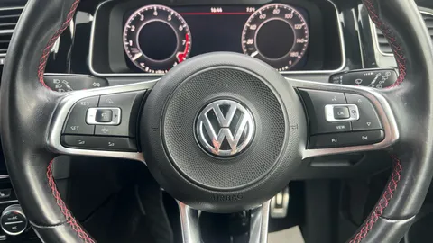 Volkswagen Golf 2.0 TSI 245 GTI Performance