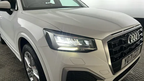 AUDI Q2 35 TFSI Sport S Tronic