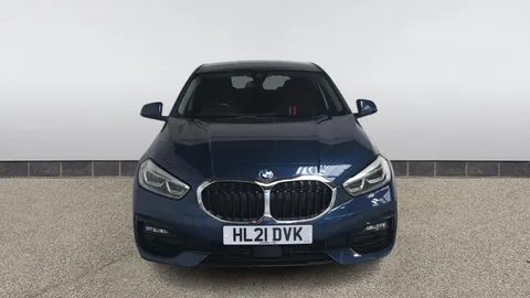 BMW 1 Series 118i [136] Sport