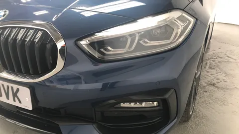 BMW 1 Series 118i [136] Sport