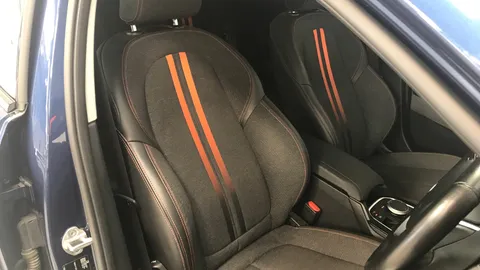 BMW 1 Series 118i [136] Sport