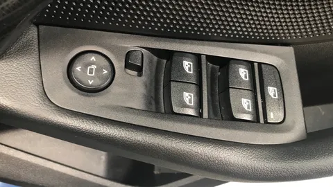 BMW 1 Series 118i [136] Sport