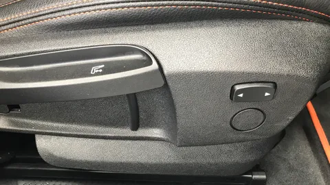 BMW 1 Series 118i [136] Sport