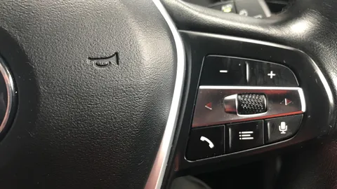 BMW 1 Series 118i [136] Sport