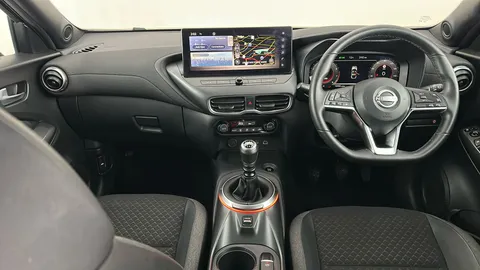 NISSAN JUKE 1.0 DiG-T N-Connecta