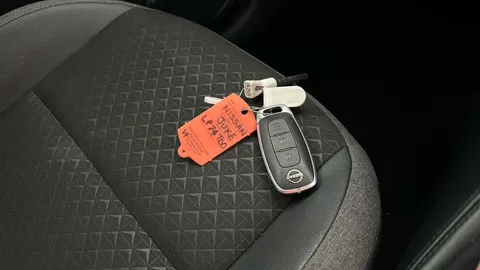 NISSAN JUKE 1.0 DiG-T N-Connecta