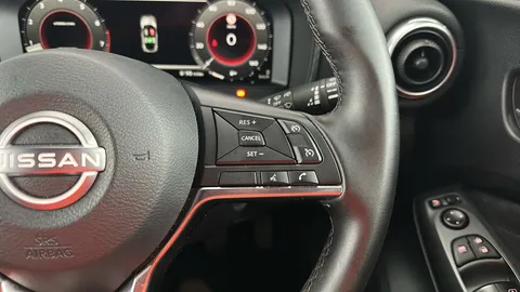 NISSAN JUKE 1.0 DiG-T N-Connecta