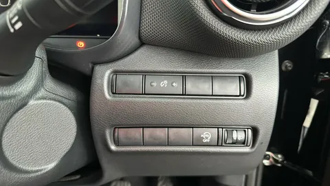 NISSAN JUKE 1.0 DiG-T N-Connecta