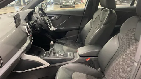 AUDI Q2 30 TFSI S Line