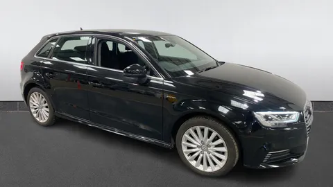 AUDI A3 1.4 TFSI e-tron S Tronic