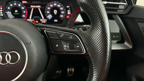 AUDI A3 35 TFSI S Line S Tronic