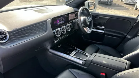 MERCEDES-BENZ EQA EQA 250+ 140kW Sport Night Ed 70.5kWh Auto