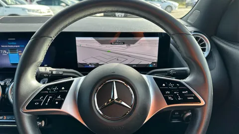 MERCEDES-BENZ EQA EQA 250+ 140kW Sport Night Ed 70.5kWh Auto