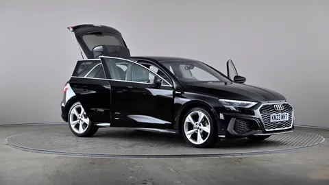 AUDI A3 35 TFSI S Line S Tronic