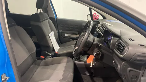 CITROEN C3 1.2 PureTech 110 Flair [6 Speed]