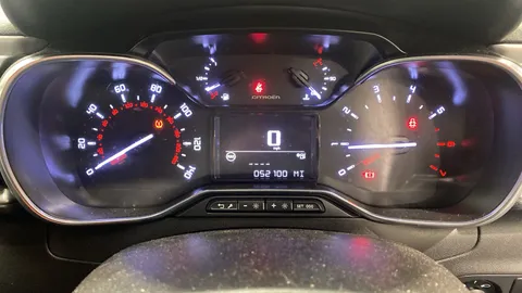 CITROEN C3 1.2 PureTech 110 Flair [6 Speed]