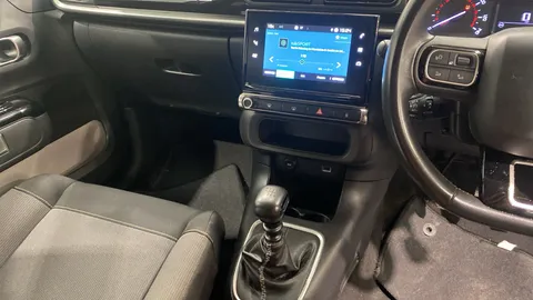 CITROEN C3 1.2 PureTech 110 Flair [6 Speed]