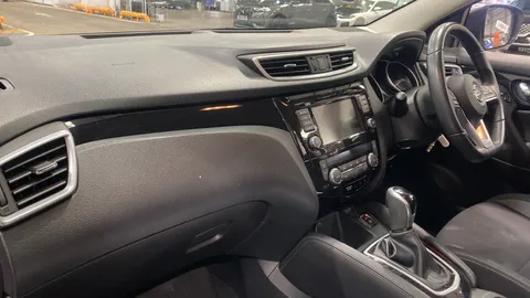 Nissan Qashqai 1.3 DiG-T 160 Acenta Premium DCT