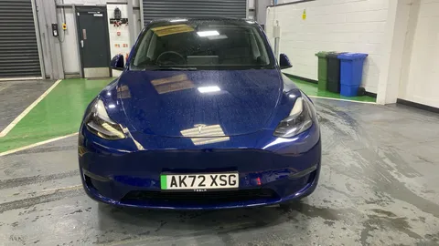 TESLA MODEL Y Long Range AWD Auto