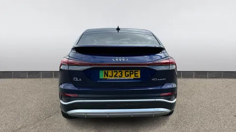 AUDI Q4 150kW 40 82kWh S Line Auto