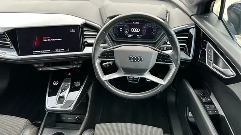 AUDI Q4 150kW 40 82kWh S Line Auto