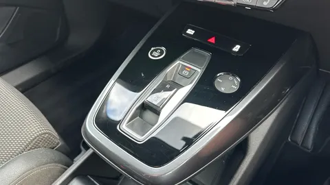 AUDI Q4 150kW 40 82kWh S Line Auto