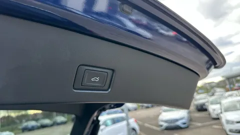 AUDI Q4 150kW 40 82kWh S Line Auto