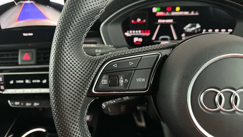 AUDI A4 35 TFSI Black Edition S Tronic