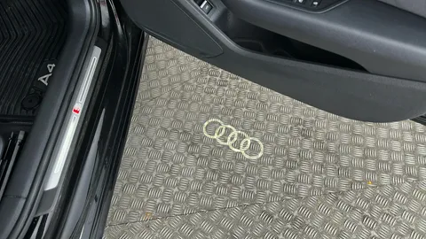 AUDI A4 35 TFSI Black Edition S Tronic