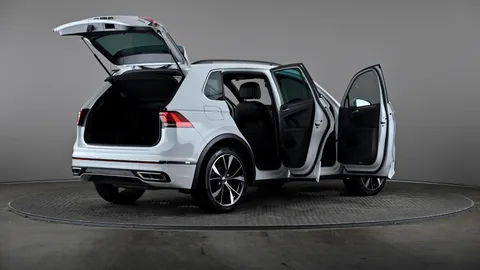 VOLKSWAGEN TIGUAN 2.0 TSI 4Motion R-Line DSG