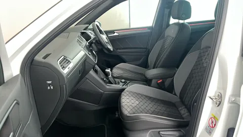 VOLKSWAGEN TIGUAN 2.0 TSI 4Motion R-Line DSG