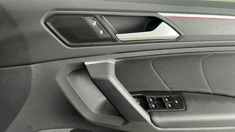 VOLKSWAGEN TIGUAN 2.0 TSI 4Motion R-Line DSG