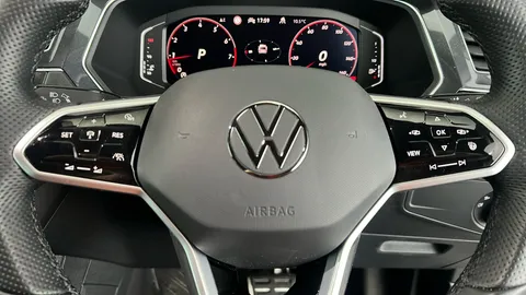 VOLKSWAGEN TIGUAN 2.0 TSI 4Motion R-Line DSG