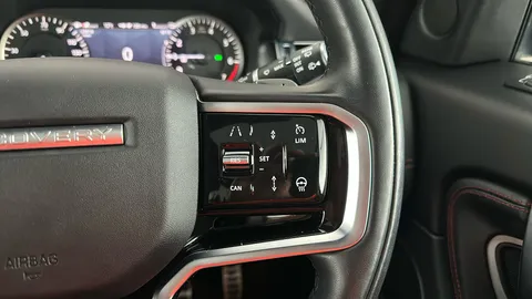 Land Rover Discovery Sport 1.5 P300e R-Dynamic HSE Auto [5 Seat]