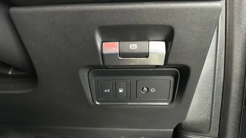 Land Rover Discovery Sport 1.5 P300e R-Dynamic HSE Auto [5 Seat]