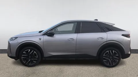 PEUGEOT 3008 1.2 Hybrid 136 GT 5dr e-DSC6 [IMPORT]