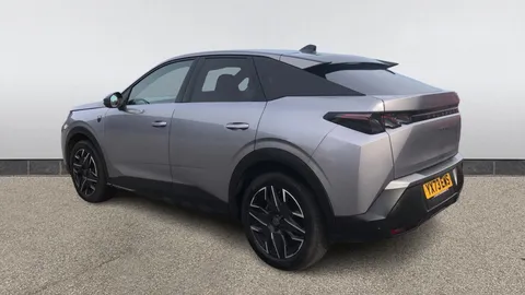 PEUGEOT 3008 1.2 Hybrid 136 GT 5dr e-DSC6 [IMPORT]