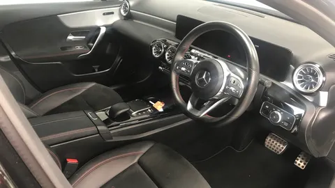 MERCEDES-BENZ A CLASS A180 AMG Line Executive Auto