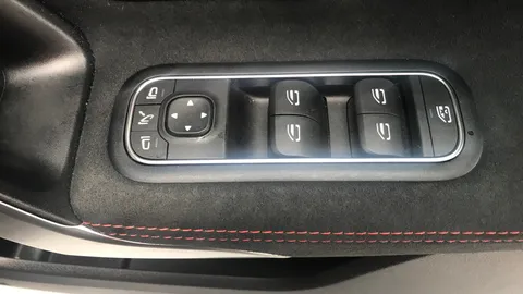 MERCEDES-BENZ A CLASS A180 AMG Line Executive Auto