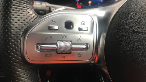 MERCEDES-BENZ A CLASS A180 AMG Line Executive Auto