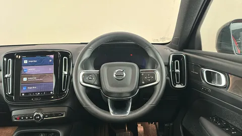 VOLVO C40 300kW Recharge Twin Ultimate 78kWh AWD Auto