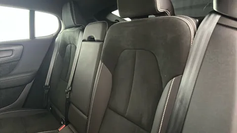 VOLVO C40 300kW Recharge Twin Ultimate 78kWh AWD Auto