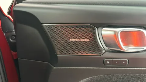 VOLVO C40 300kW Recharge Twin Ultimate 78kWh AWD Auto