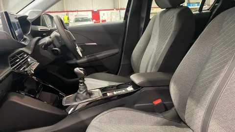 Peugeot 208 1.2 PureTech 100 Allure