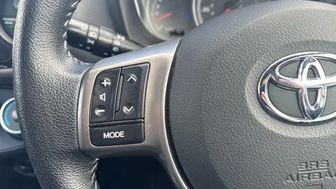 TOYOTA YARIS 1.33 VVT-i Icon