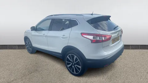 NISSAN QASHQAI 1.6 dCi Tekna Xtronic