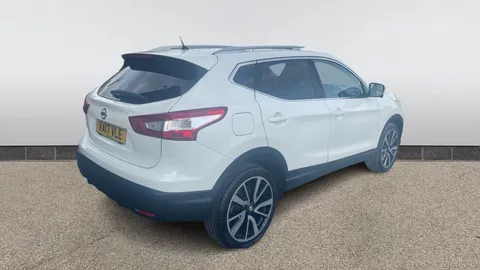 NISSAN QASHQAI 1.6 dCi Tekna Xtronic